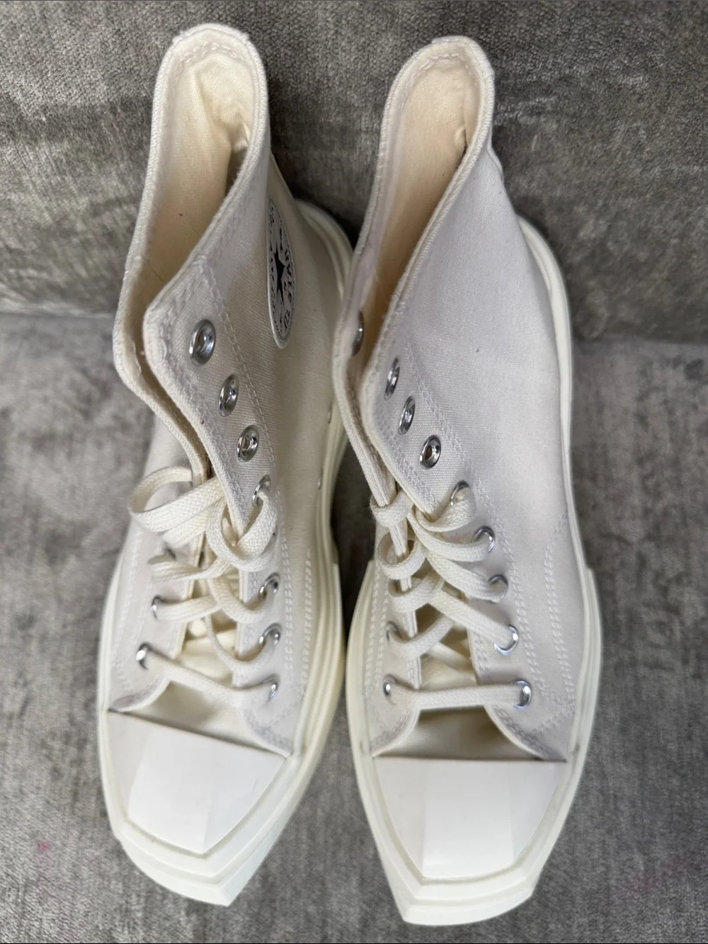 Women’s High-Top Platform Sneakers - Cream Lace-Up Converse All Stars Wedge Sz 9